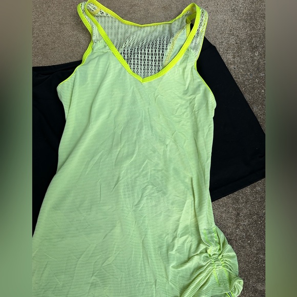 Lululemon size Small tank - Picture 2 of 6